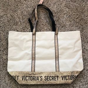 Victoria’s Secret tote bag